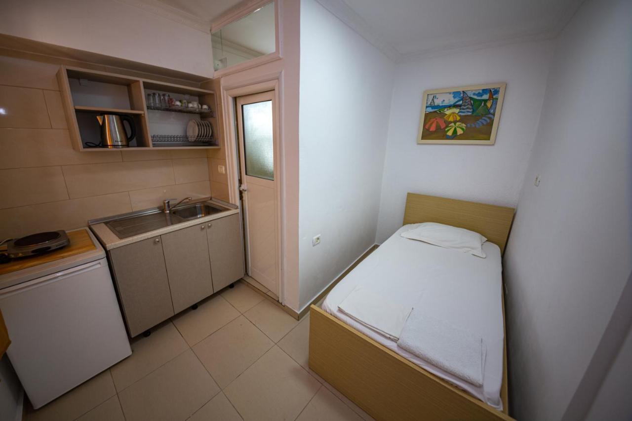 Himara Apartments Apartment *