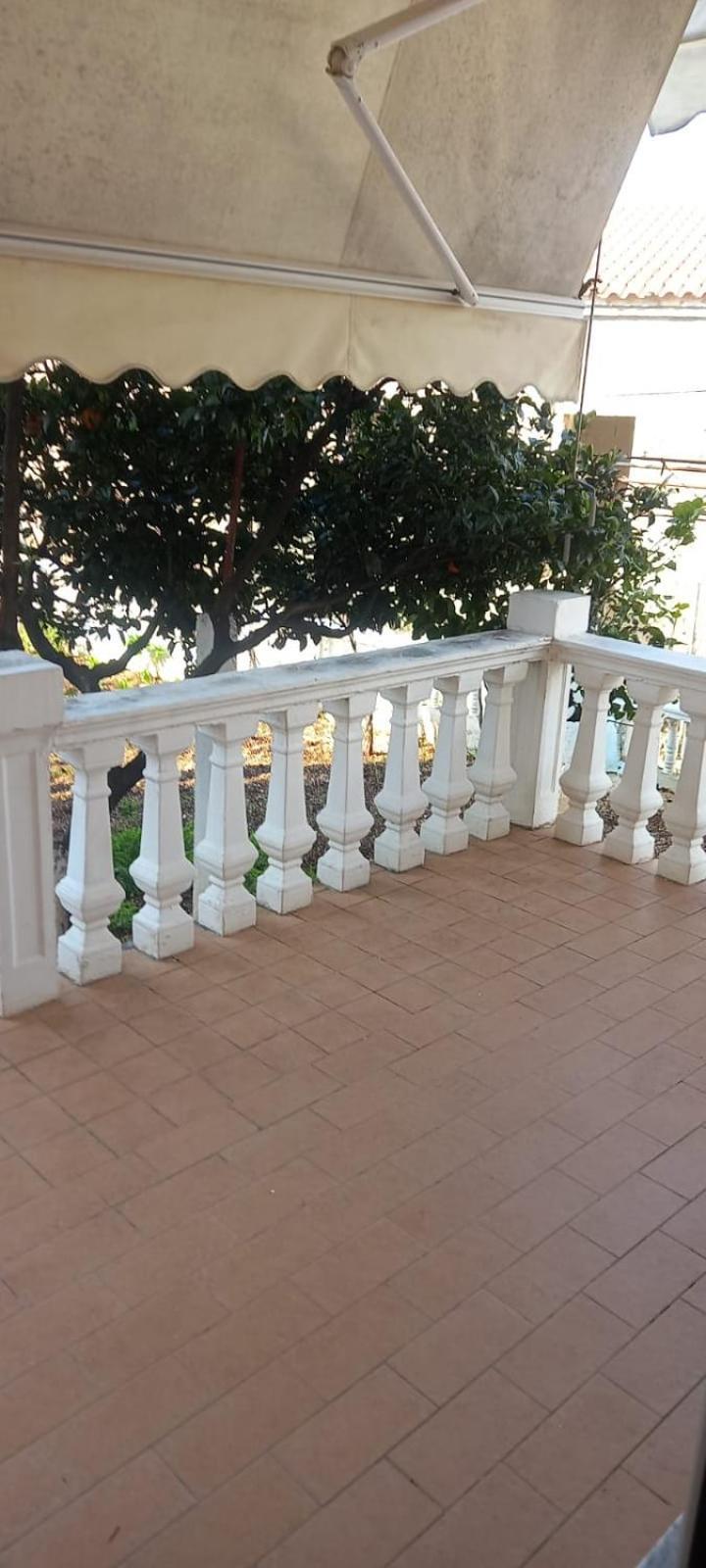 Himara Apartments *