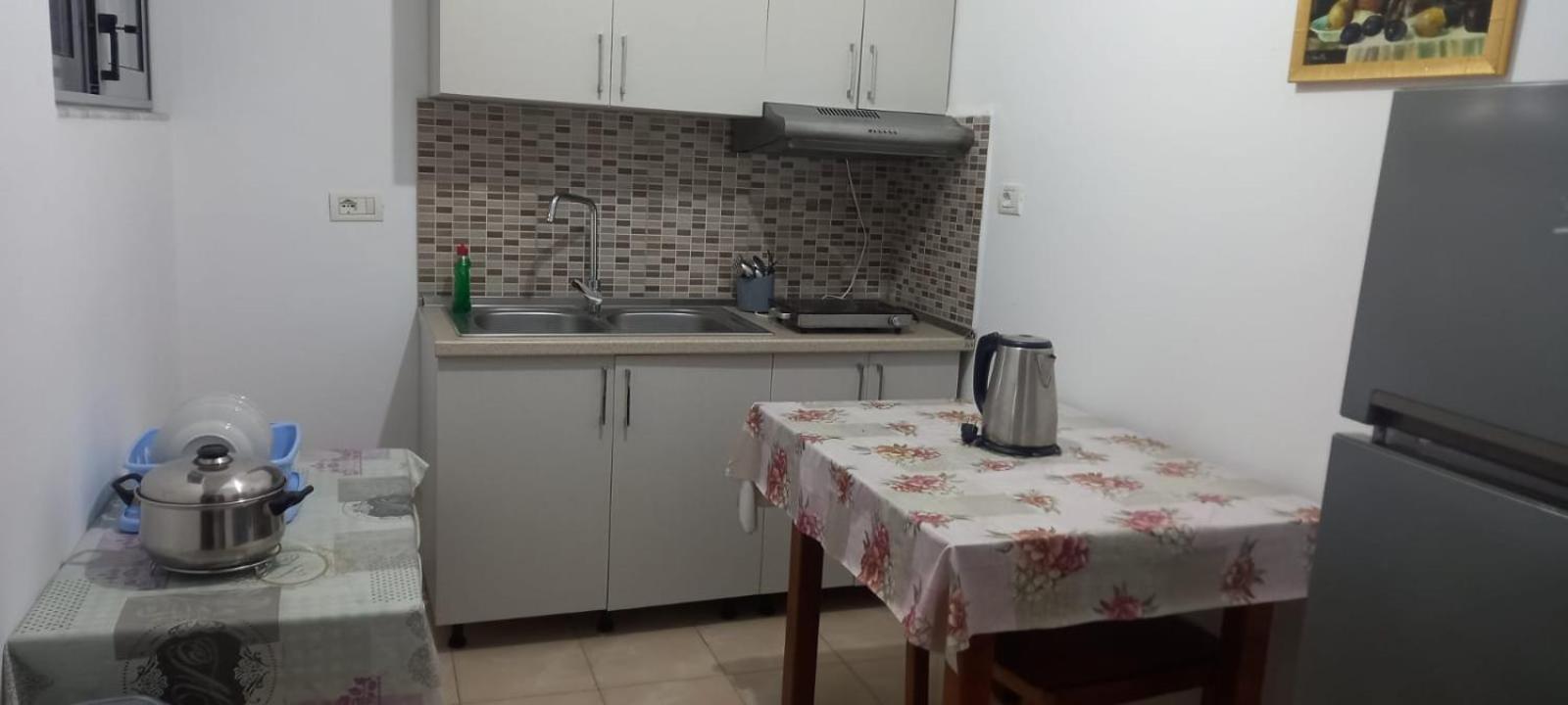 Apartment Himara Apartments *